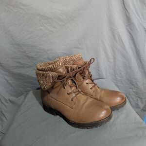 Women’s Brown Lace-Up Knit Cuff Ankle Boots